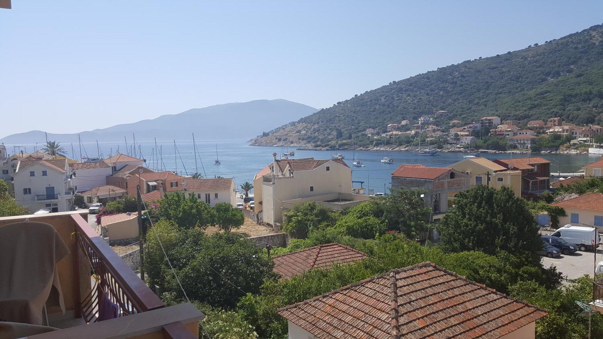 Moustakis Hotel Agia Efimia Exterior foto